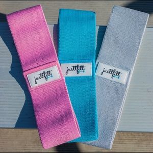 🍑💪🏼 booty bands 💪🏼🍑 in light, medium, and heavy resistances.